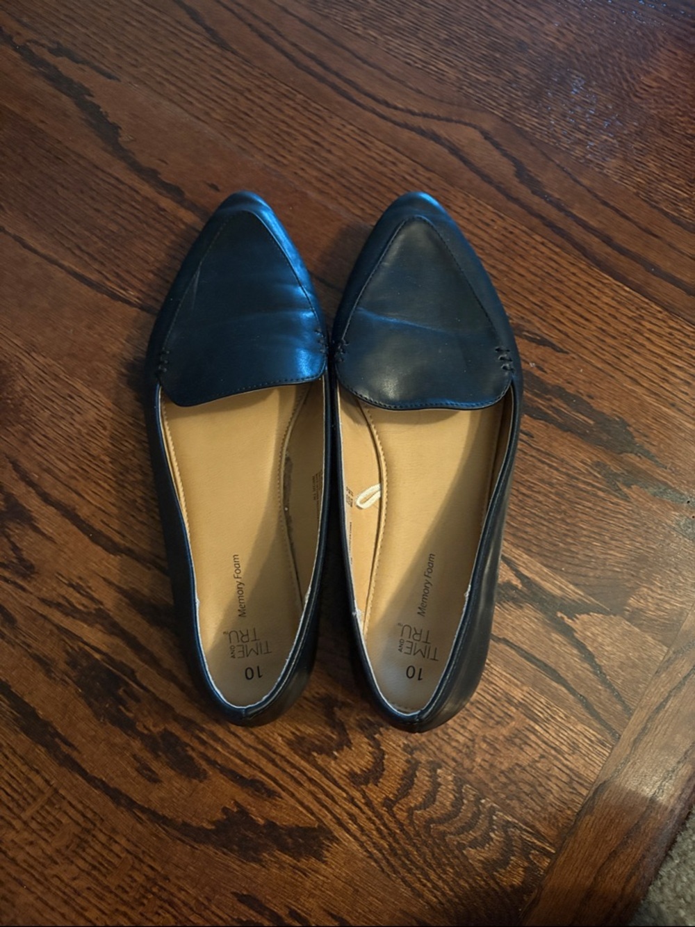 Time and Tru Black Pointed-Toe Flats